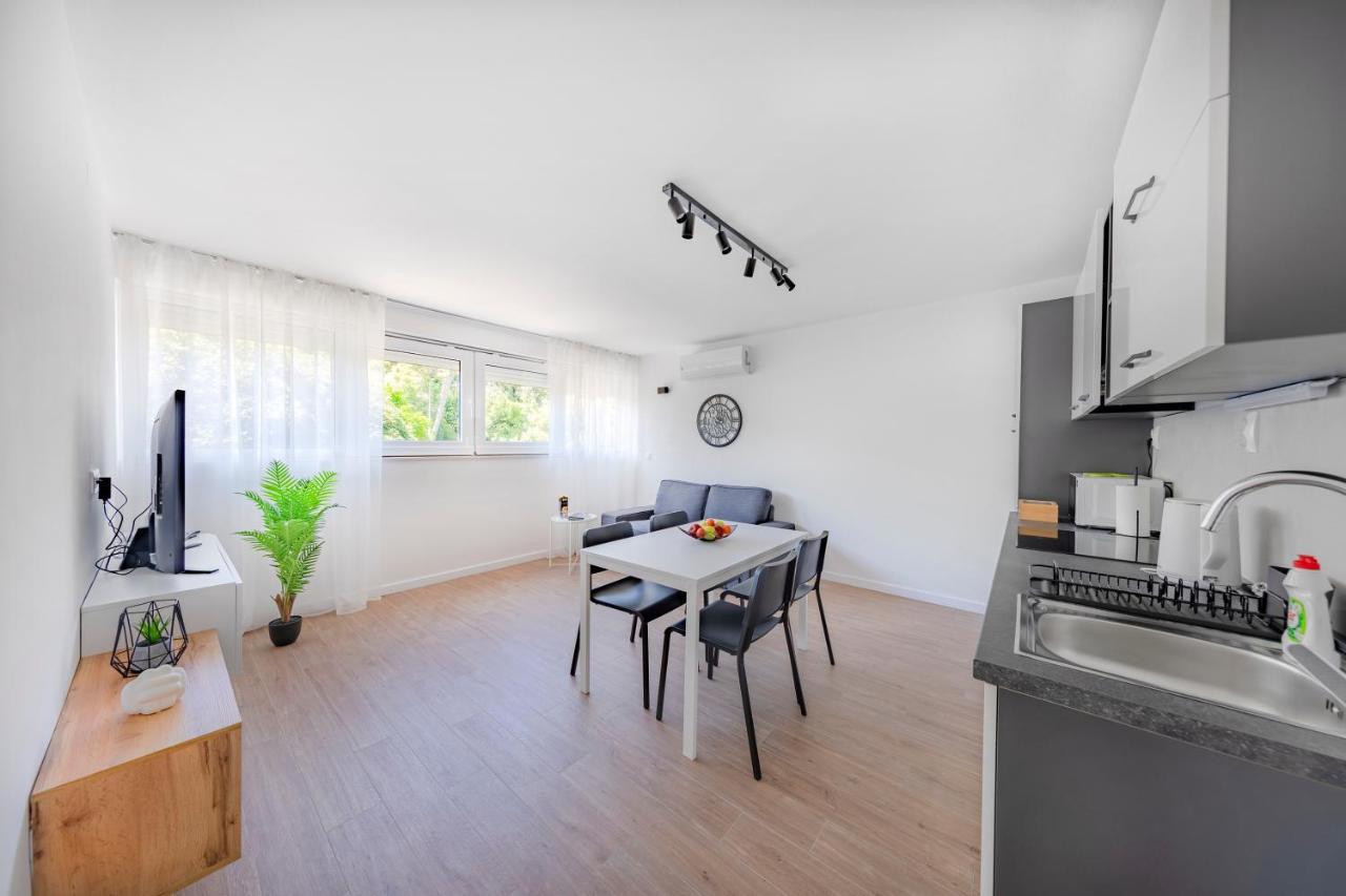 Apartment Fani With Free Private Parking Dubrovnik Bagian luar foto